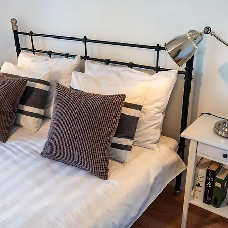 1001 Nights Апартаменты