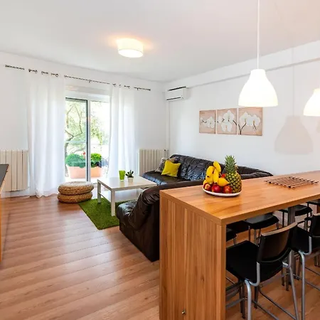 1001 Nights Апартаменты Задар