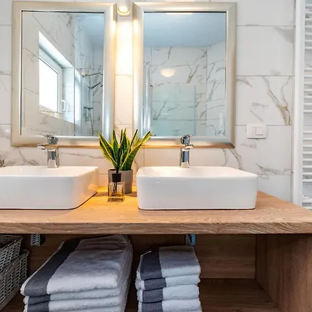 Апартаменты 1001 Nights *