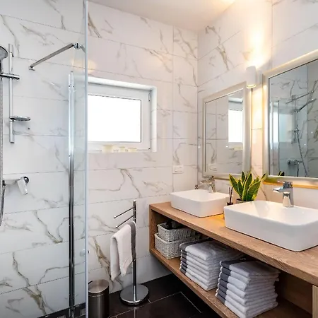 Апартаменты 1001 Nights Задар